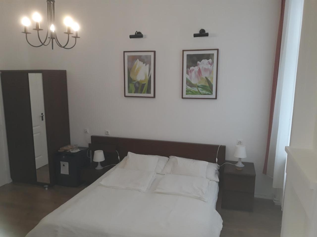 Connection Guesthouse Budapeşte Dış mekan fotoğraf