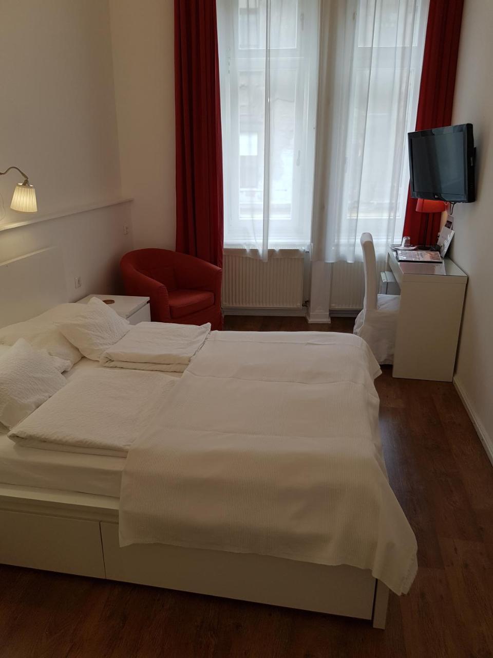Connection Guesthouse Budapeşte Dış mekan fotoğraf