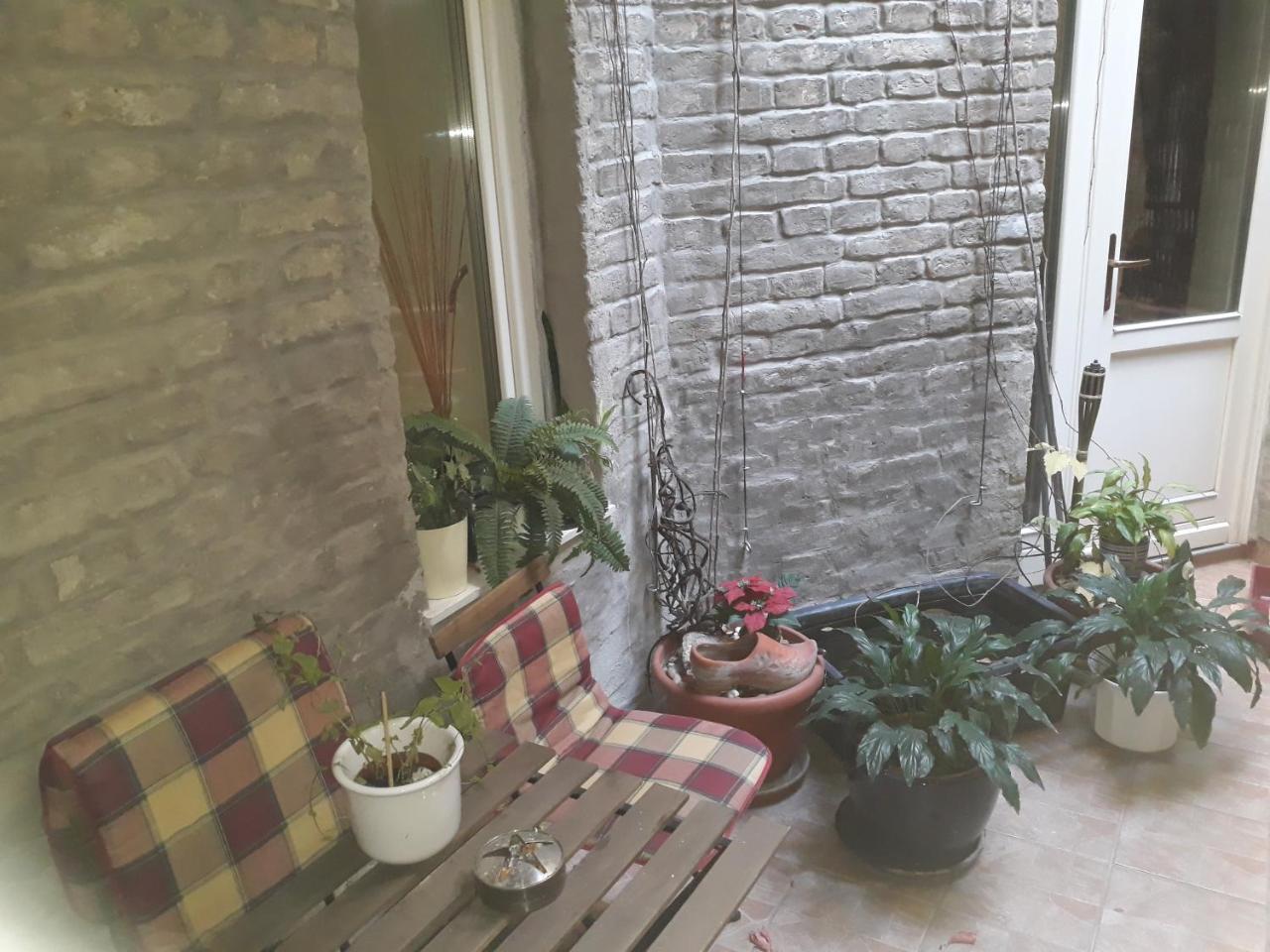 Connection Guesthouse Budapeşte Dış mekan fotoğraf