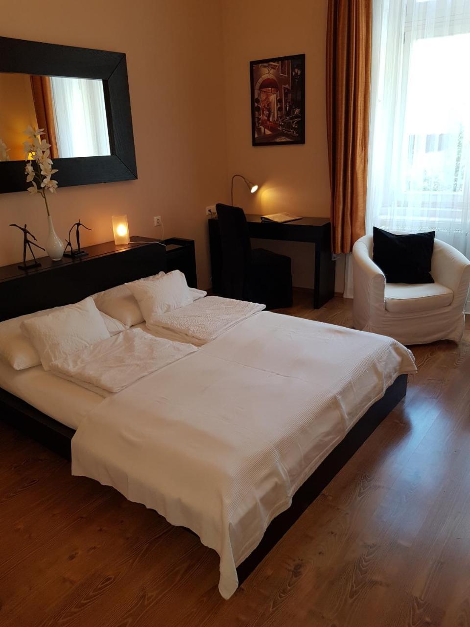 Connection Guesthouse Budapeşte Dış mekan fotoğraf