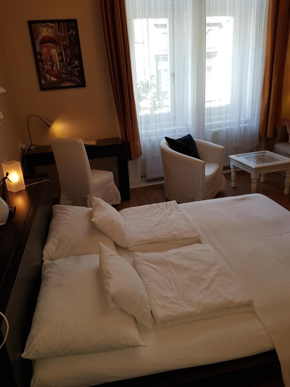 Connection Guesthouse Budapeşte Dış mekan fotoğraf