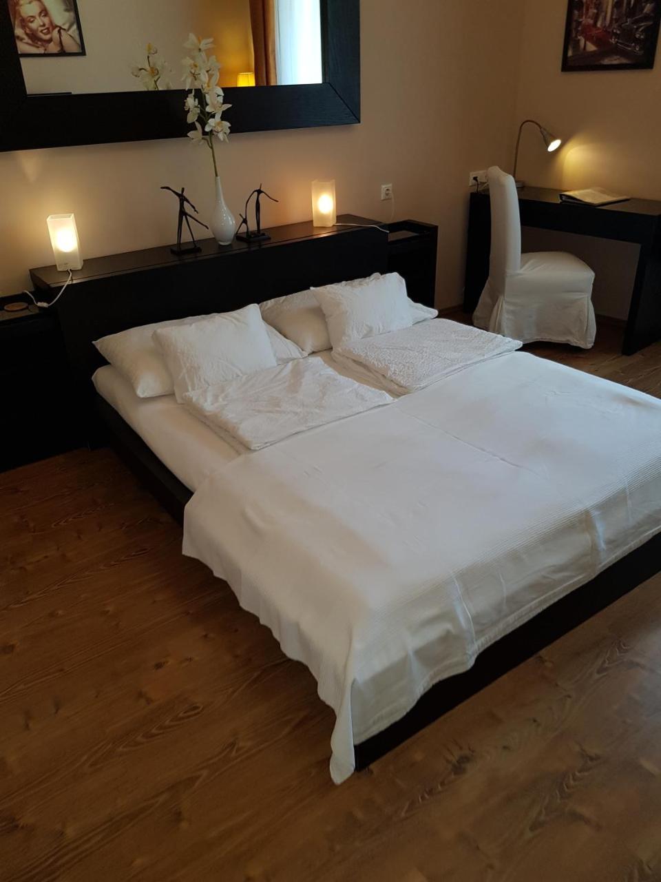 Connection Guesthouse Budapeşte Dış mekan fotoğraf