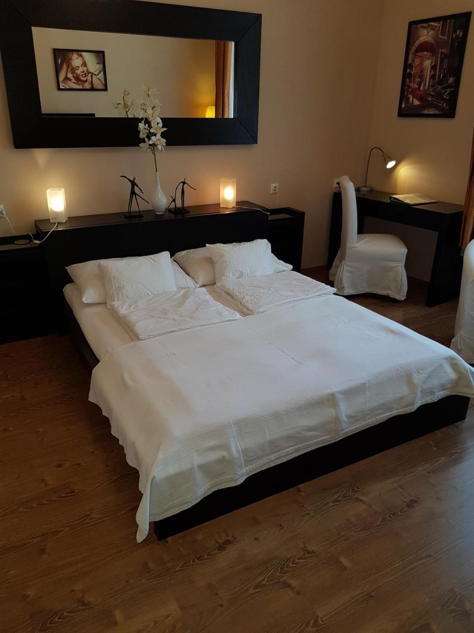 Connection Guesthouse Budapeşte Dış mekan fotoğraf